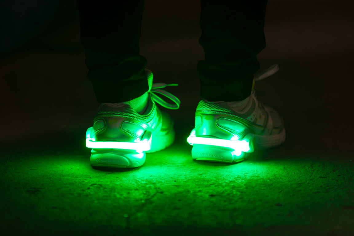 LED svítící klipy na boty černé 2ks